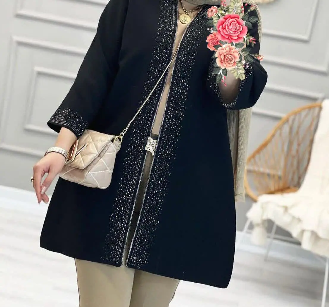 نام: مانتو نگینی
