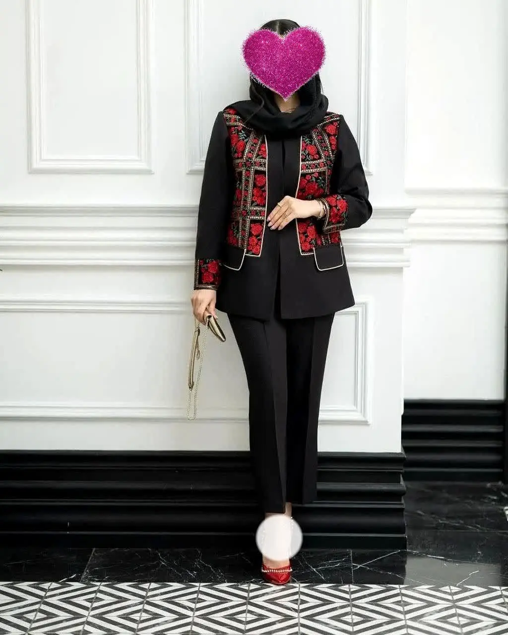 روشا*شیک، پرفروش، عیدانه یه...