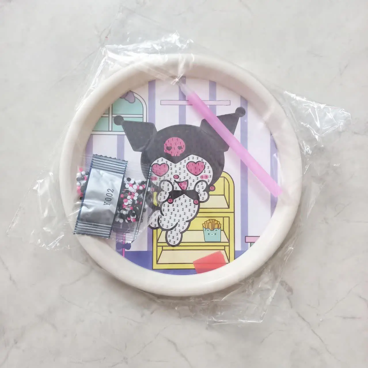 نقاشی الماسی قاب دار گرد😍
