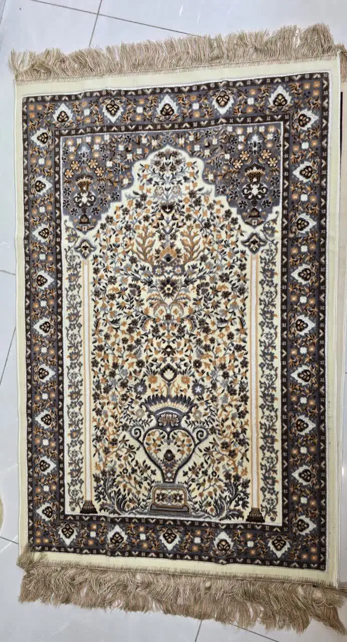 سجاده مخمل نفیس گلدن