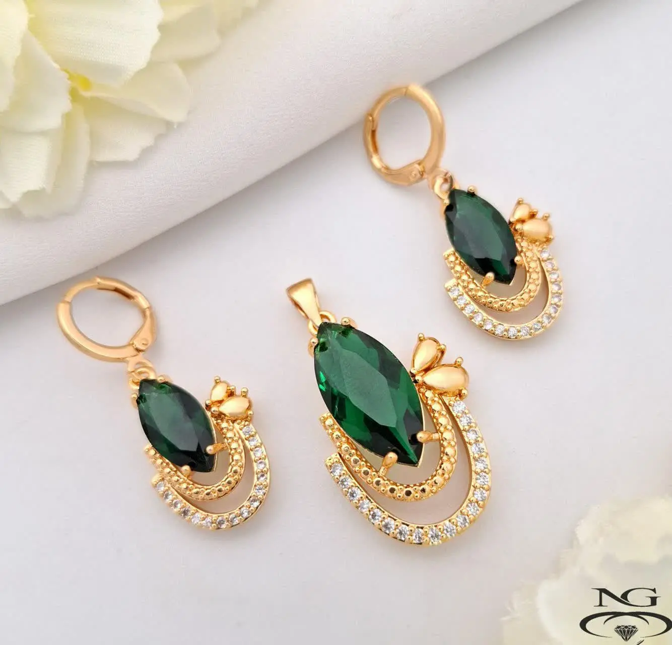 نیمست نگین سبز Fashion Jewe...