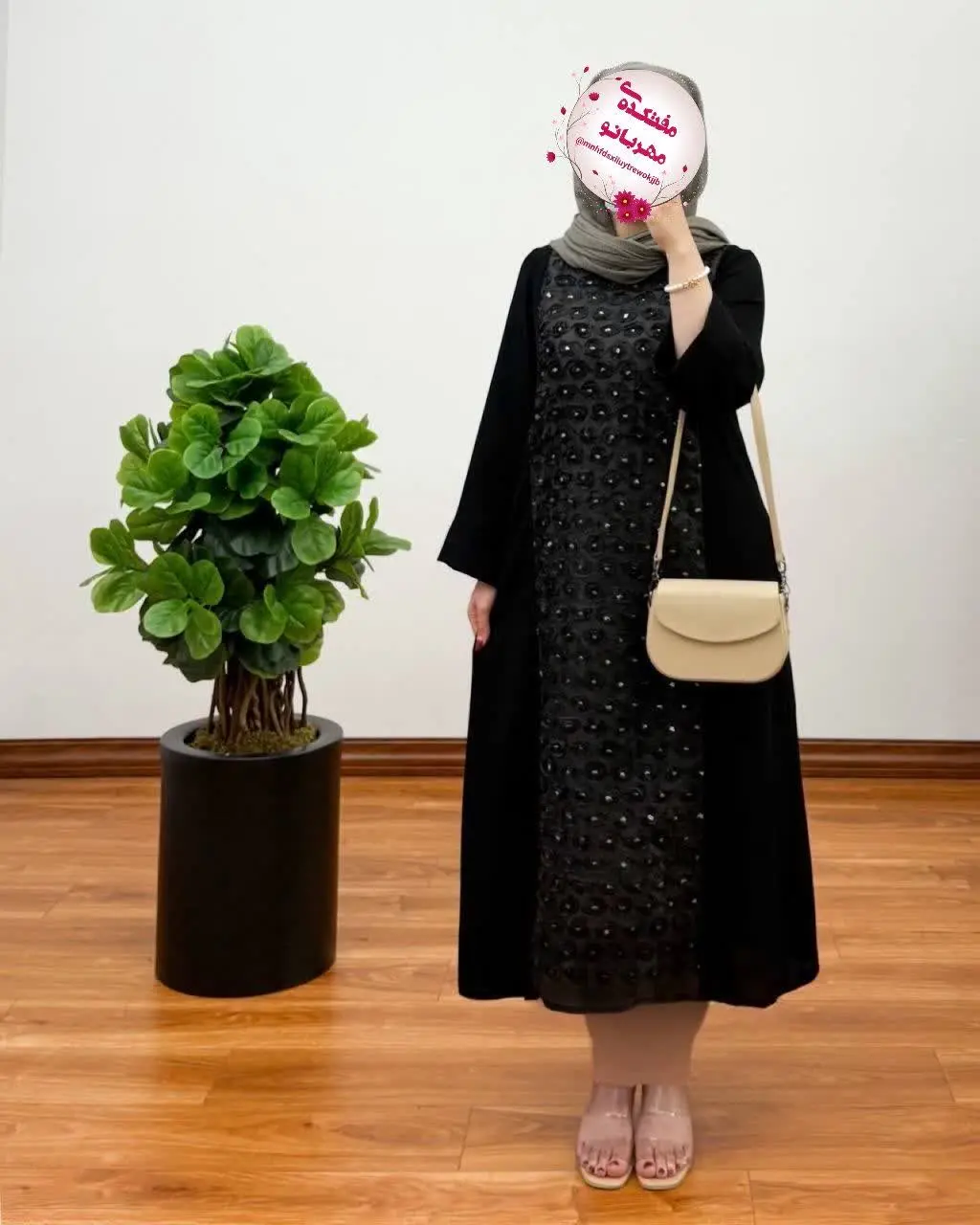 مانتو مزونی مینو ویژه محرم شارژ شد 
