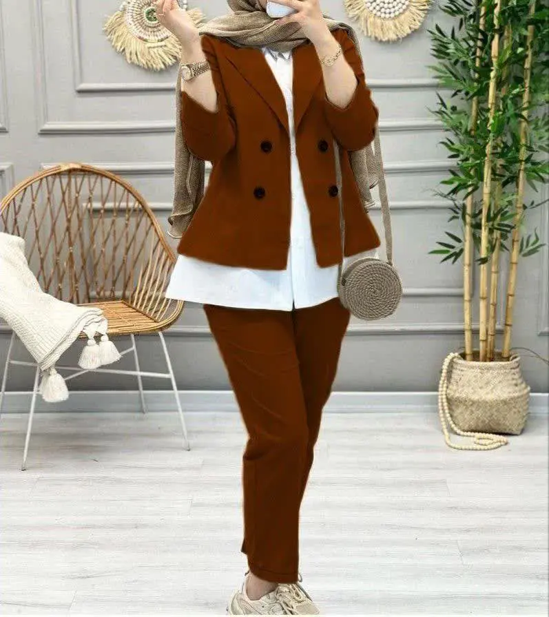 🌙نام: ست سه تیکه غنچه (کت و شلوار و ژیله) 
