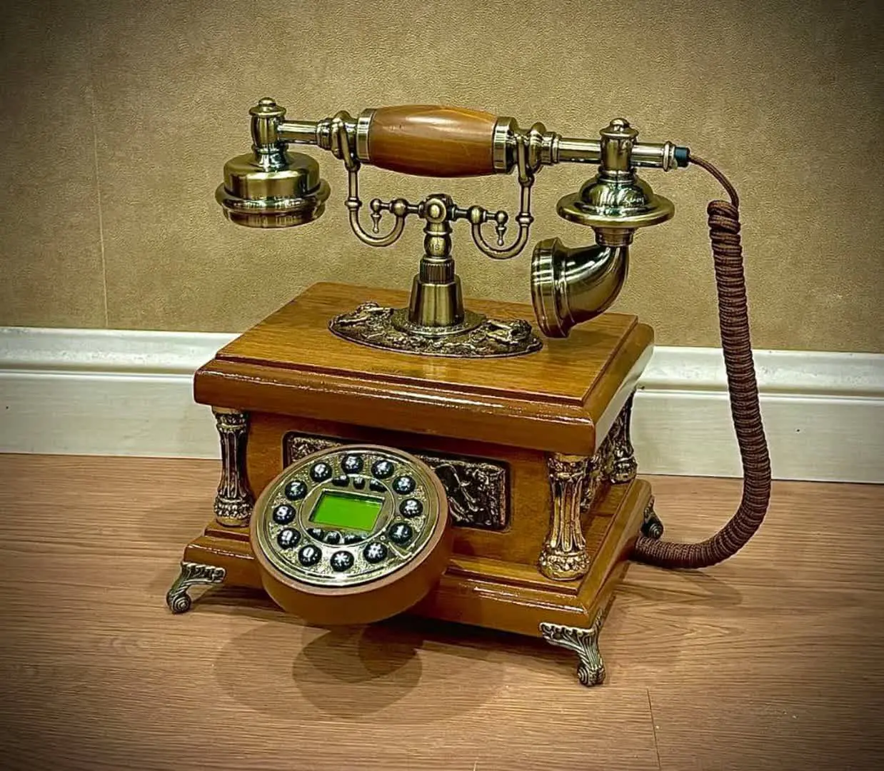 تلفن گرند فون 
