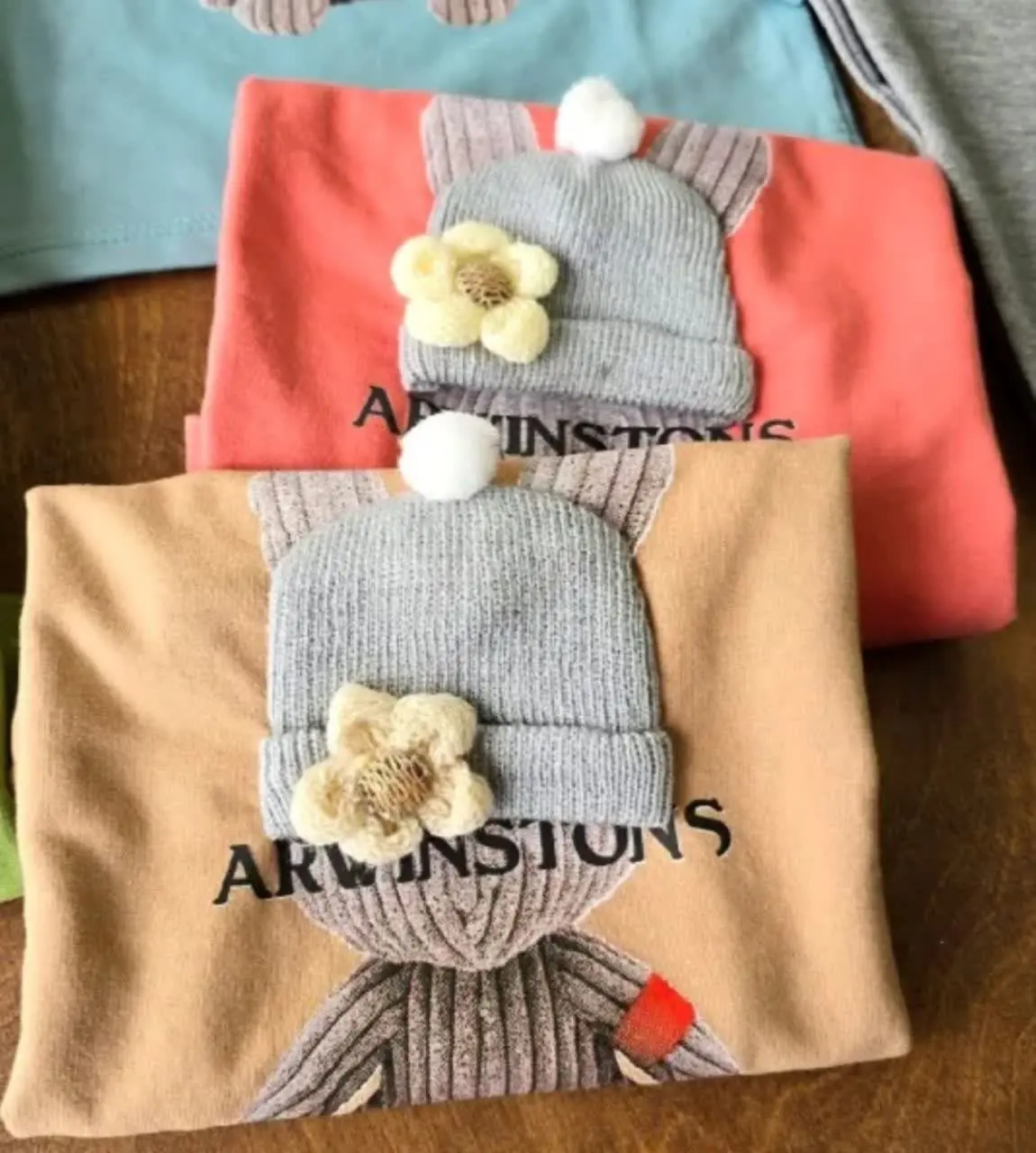 یه ست بلوز شلوار براتون اوردیم با سایز بندی فول که میتونین برای ست خواهر برادری یا ست خواهرانه خرید کنید😍
