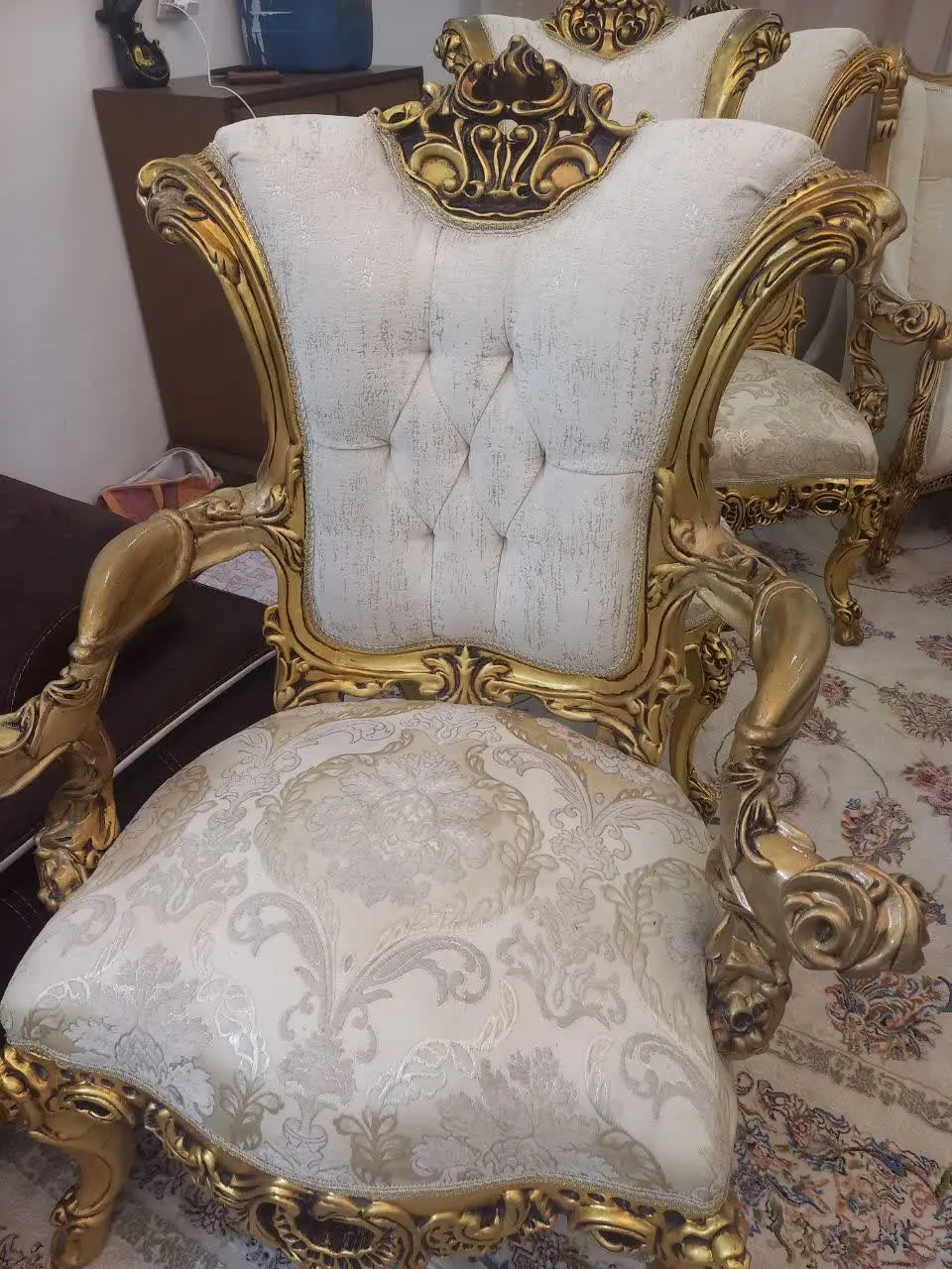 مبل امپراطور ۹ نفره با۳ عدد میز
