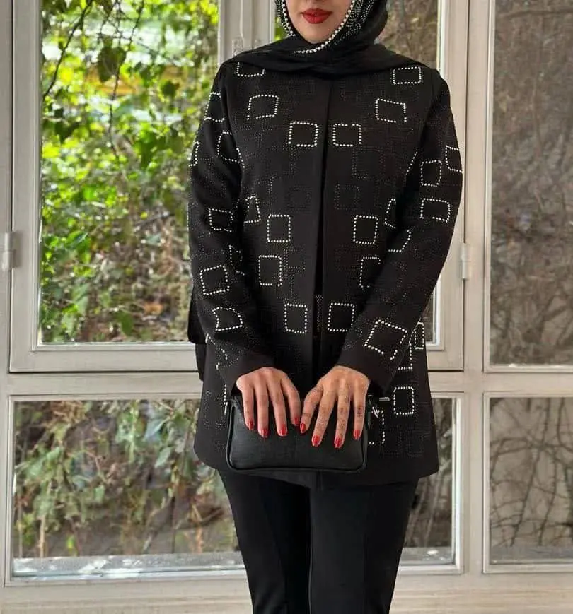 👚 نام: کت نگینی
