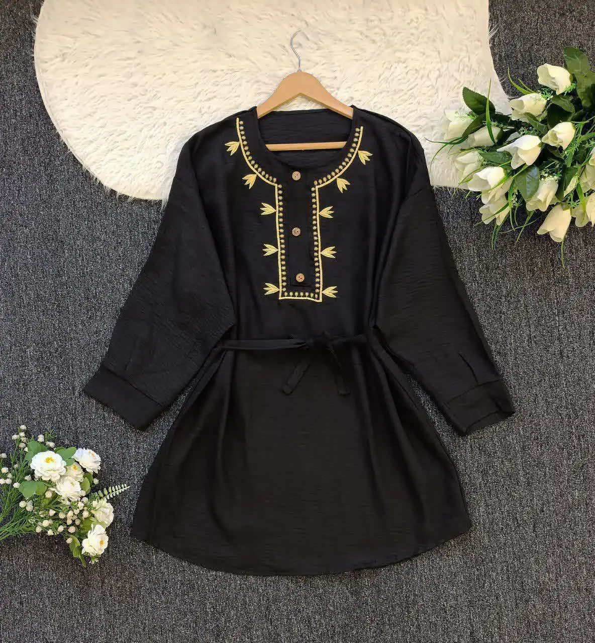 نام: تونیک یقه گلدوزی
