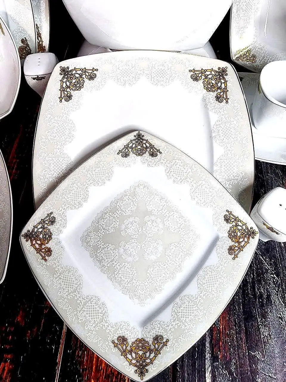 سرویس ۶نفره ۳۰پارچه 
