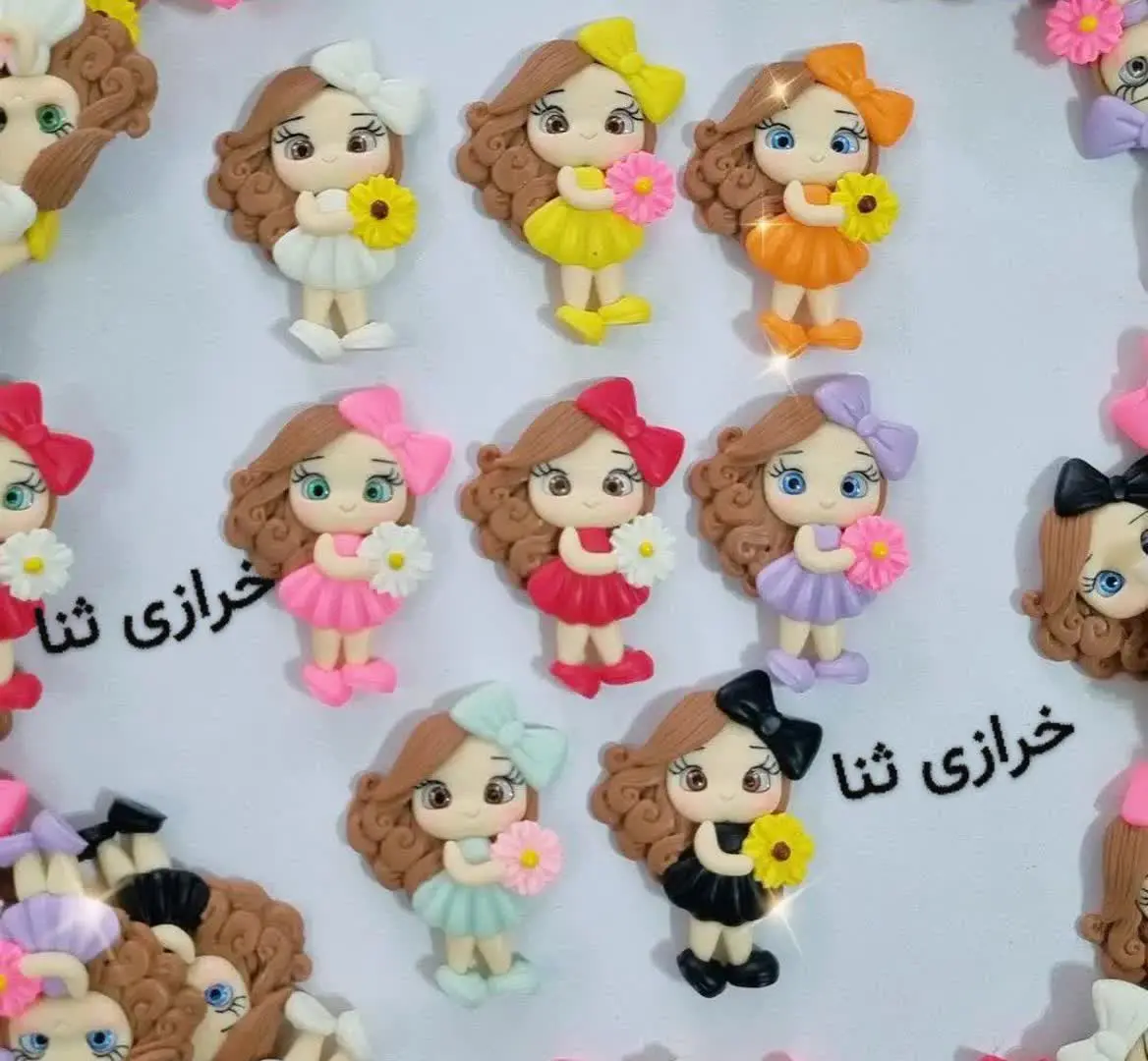 مناسب روی گیره، وسط پاپیون ویا تک
