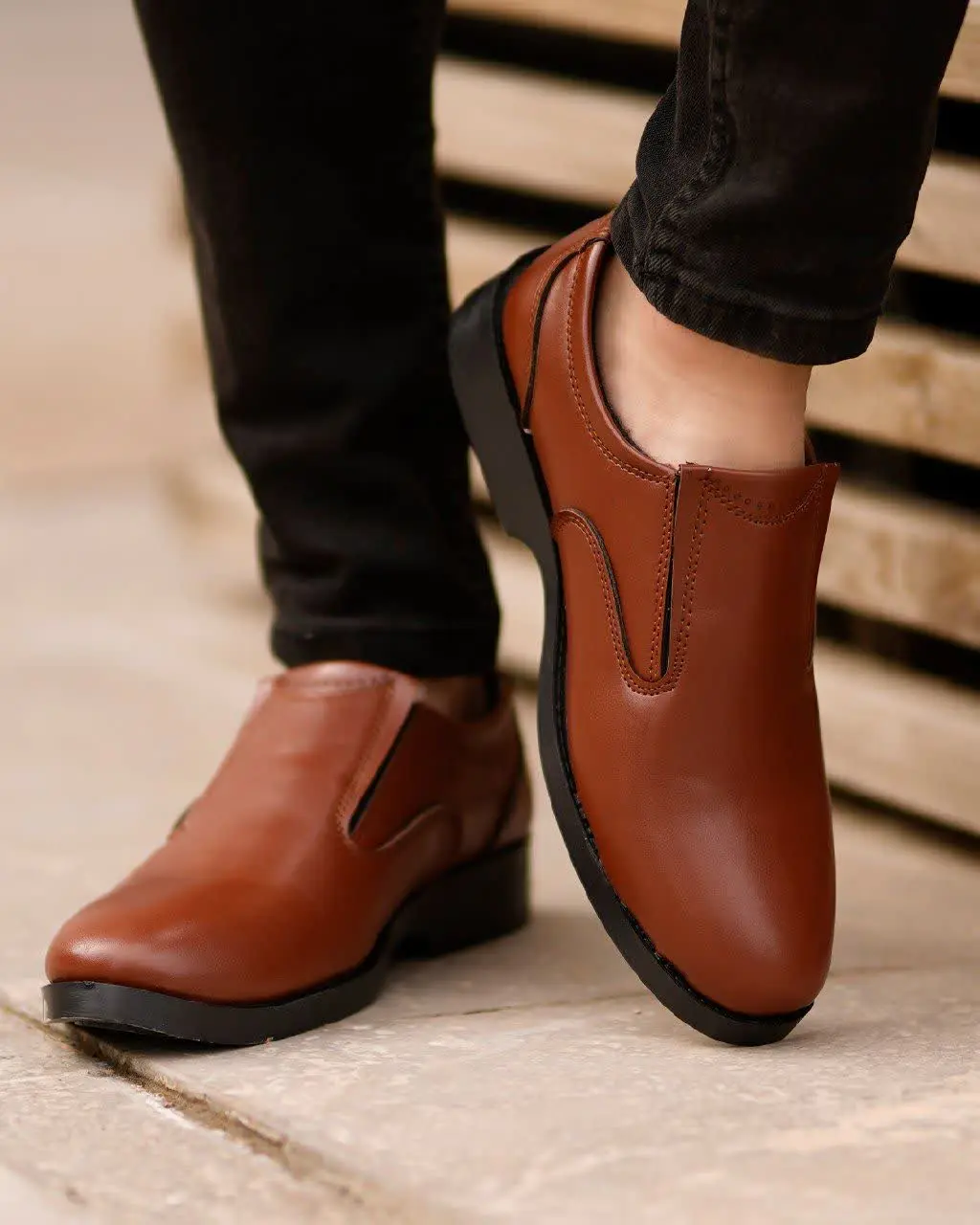 👟کفش مجلسی مردانه (عسلی) کد ۶۰۲۵
