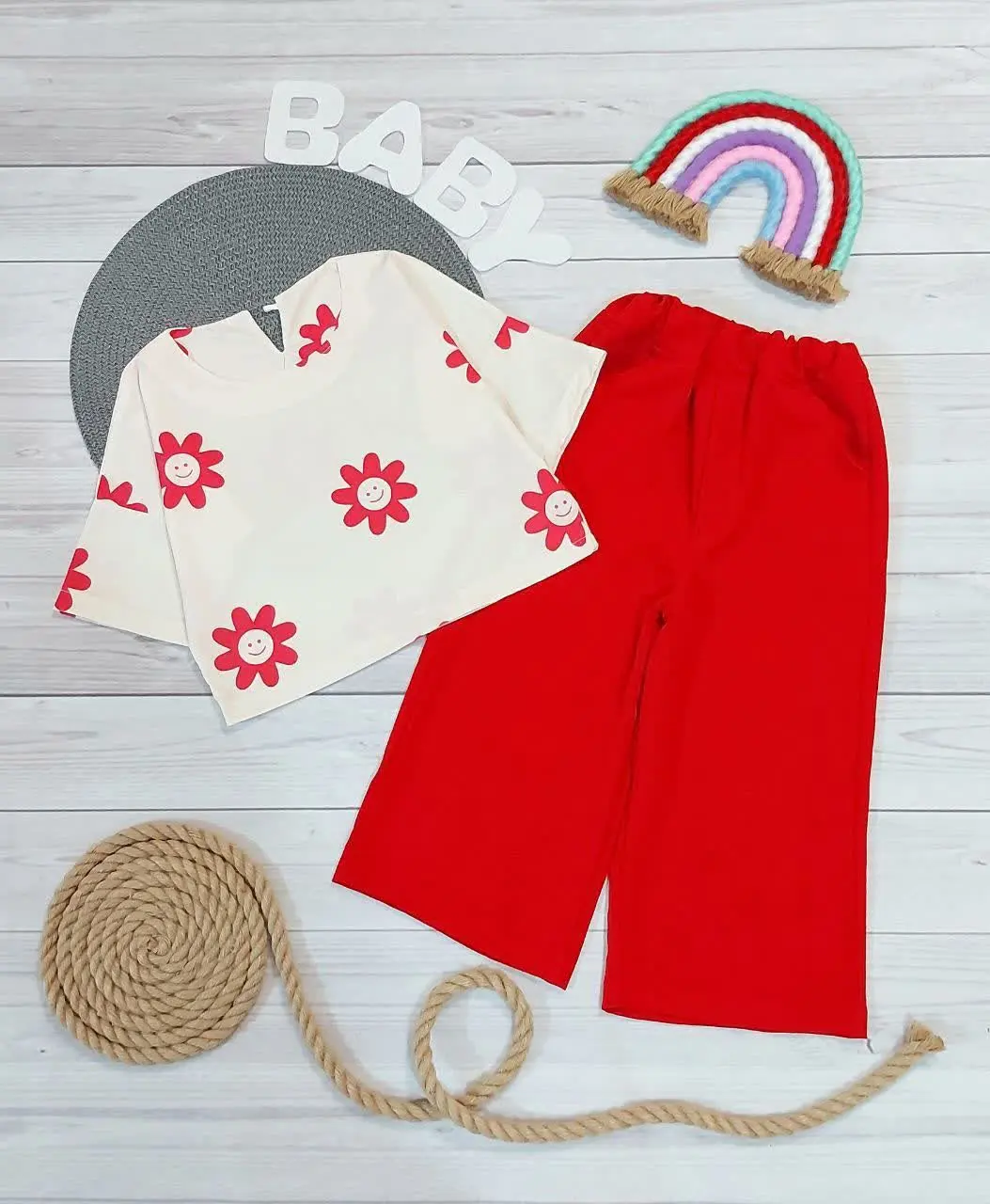 کراپ شلوار بابونه
