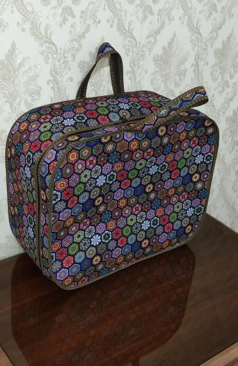 هم پتو میشه داخلش بزارین هم...