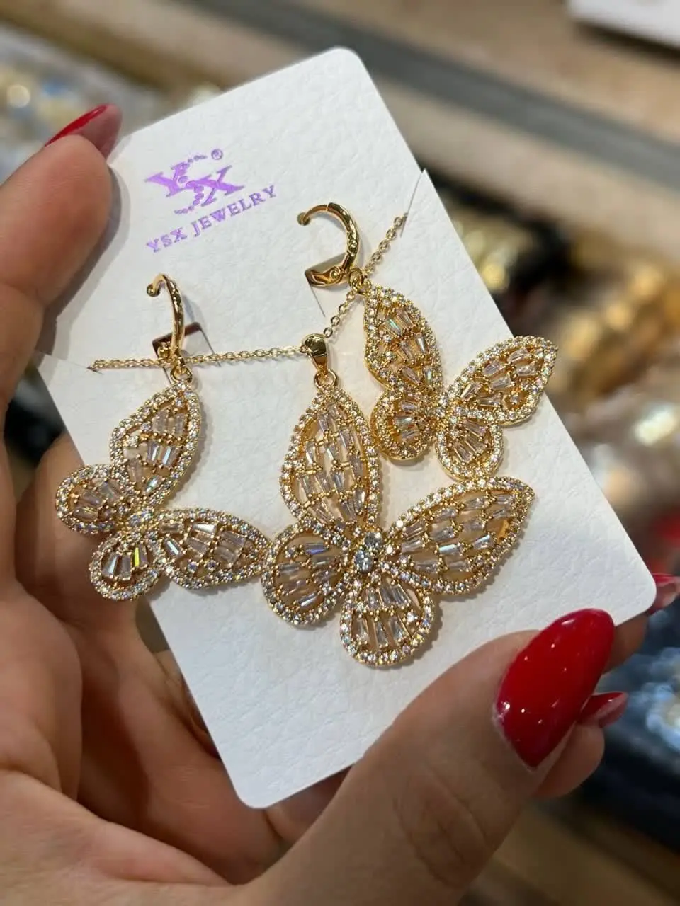 😍#نیمست پروانه فول نگین 🦋😇😍💫
