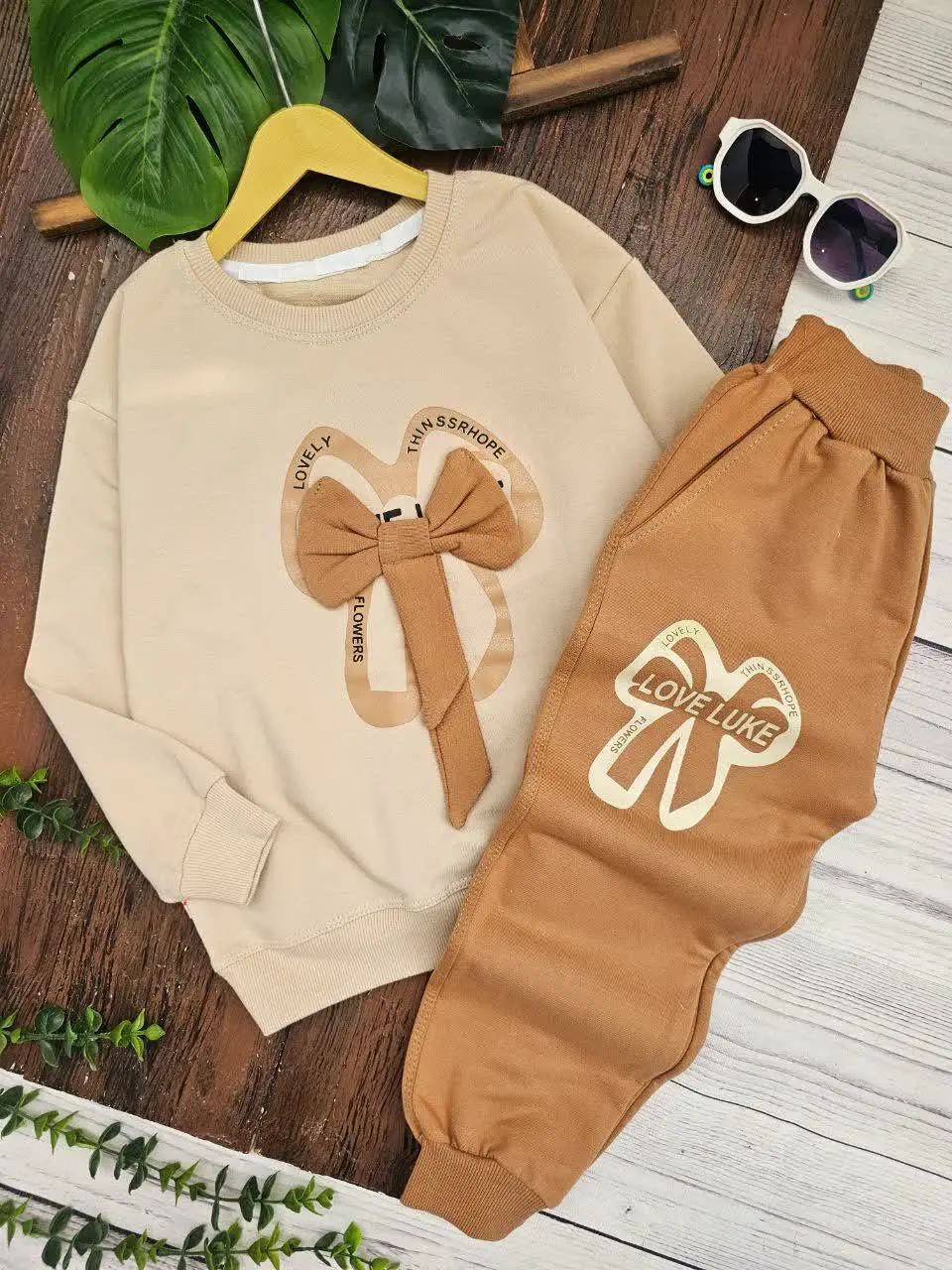 بلوز شلوار پاپیون قهوه‌ای 
