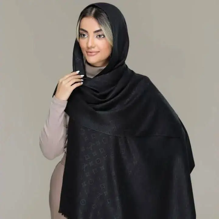 شال نخی کراچره ریشه سوزنی 😍😍😍
