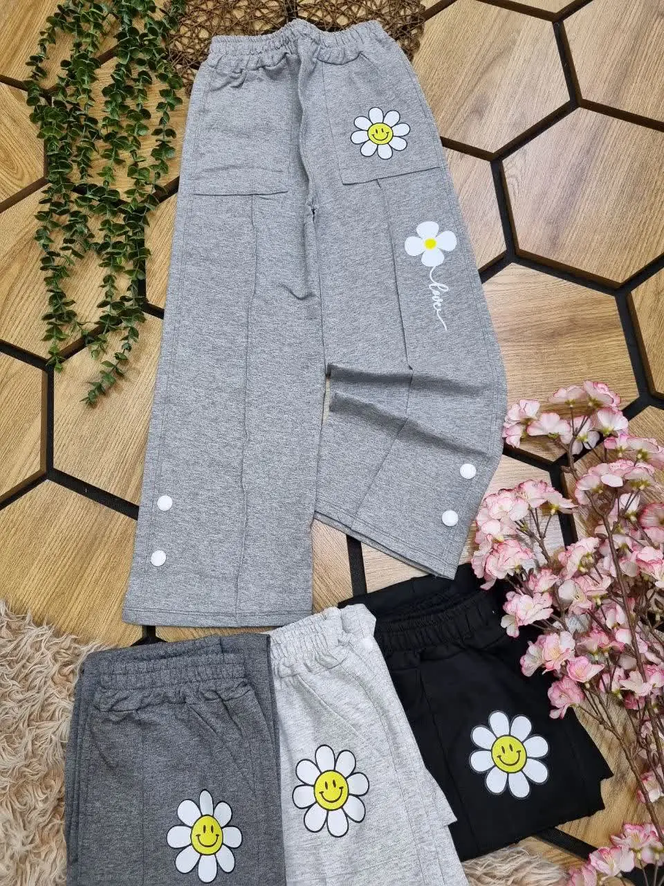 🇮🇷🧥🧶👗👚🌠🌹🔥
