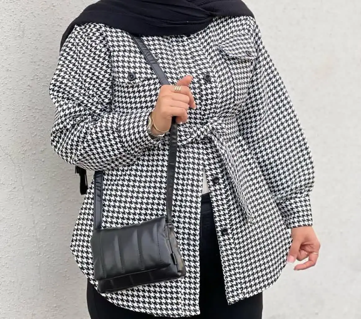 👚 نام: مانتو النا
