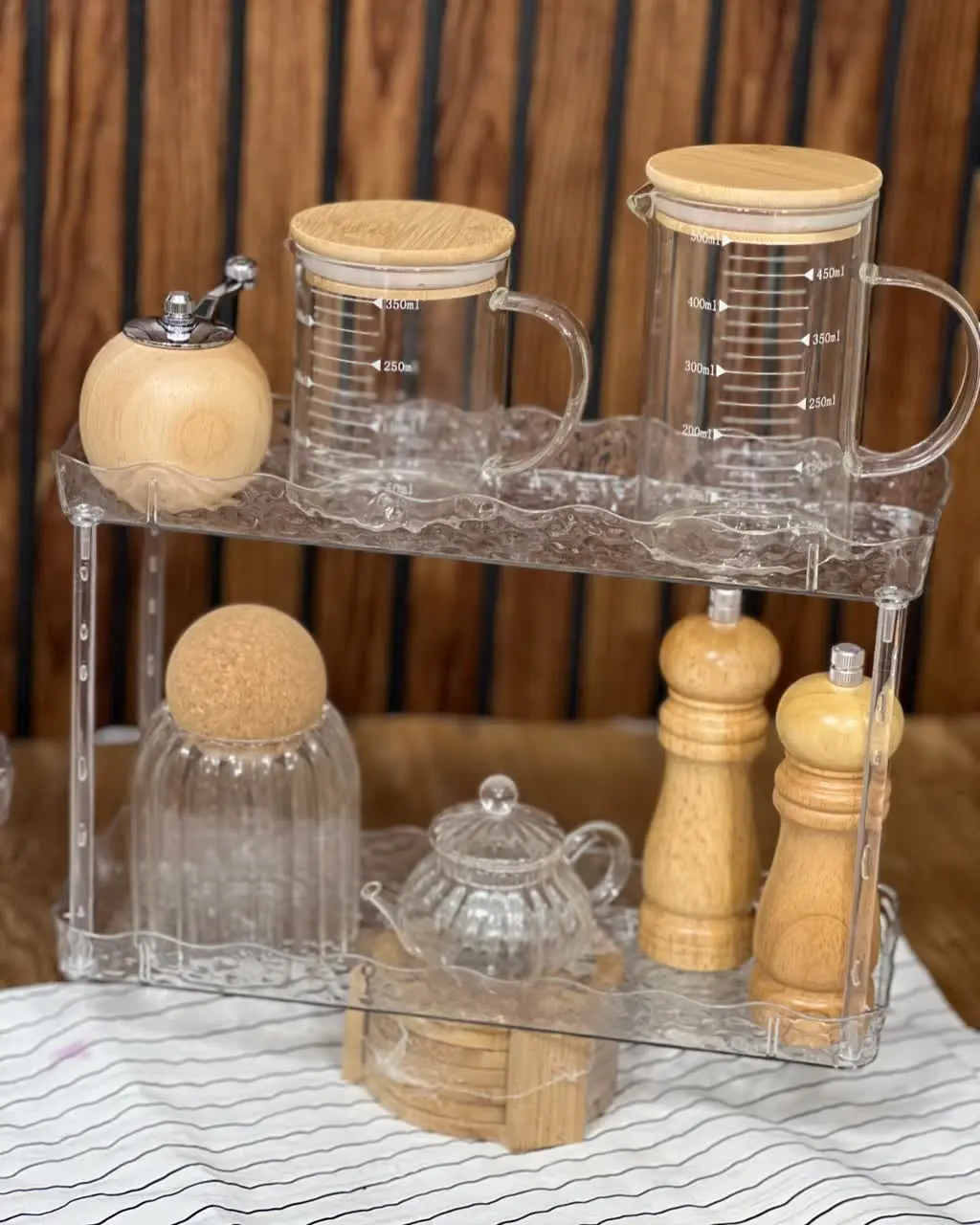  دو طبقه و دو مدل 
