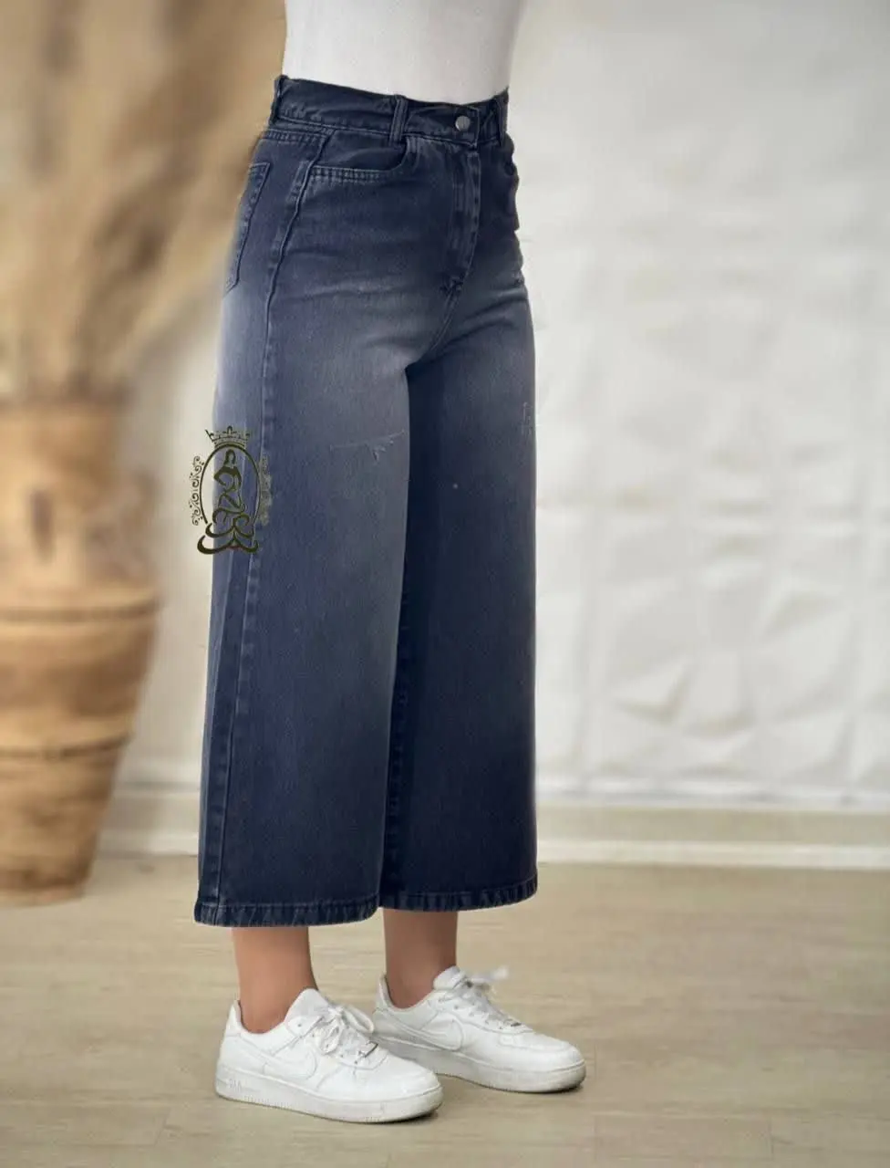 👚نام: یه شلوار داریم خوش پا...