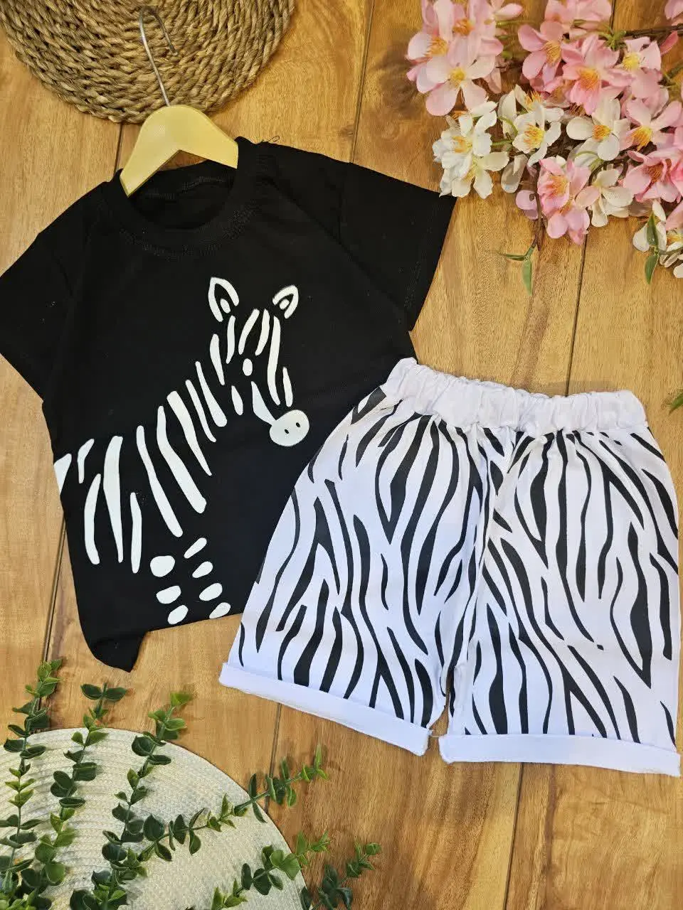 تیشرت و شلوارک پسرانه گورخر
