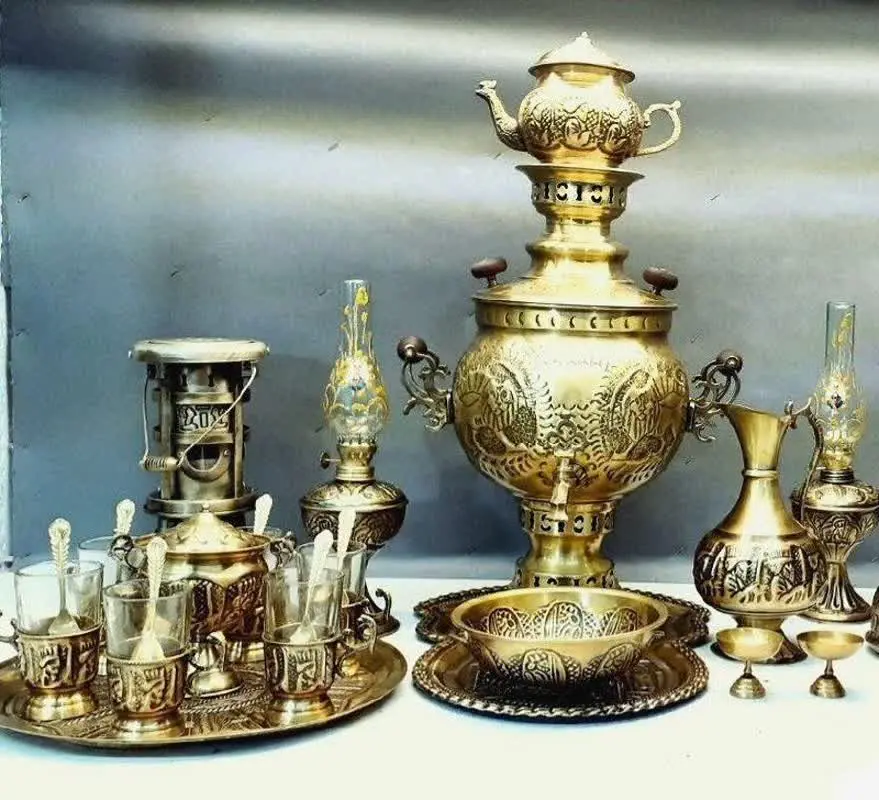 💥سماور ذغالی برنجی ۶ لیتری شیر وخورشید ست ۲۴ پارچه قلمزنی برنجی 
