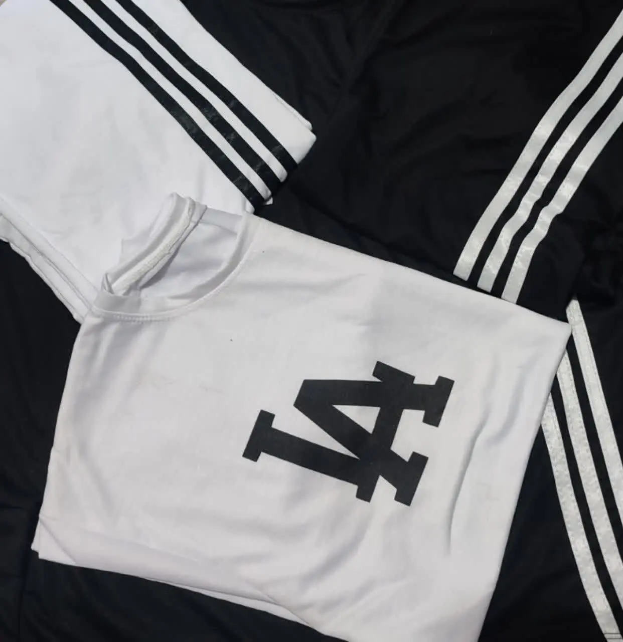 👚نام: ست نوار دوزی LA✨
