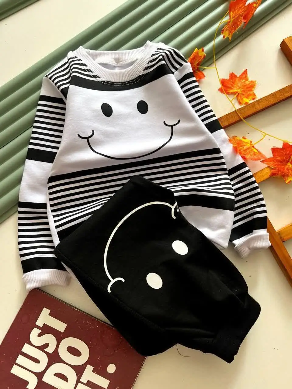 ست جذاب لبخند