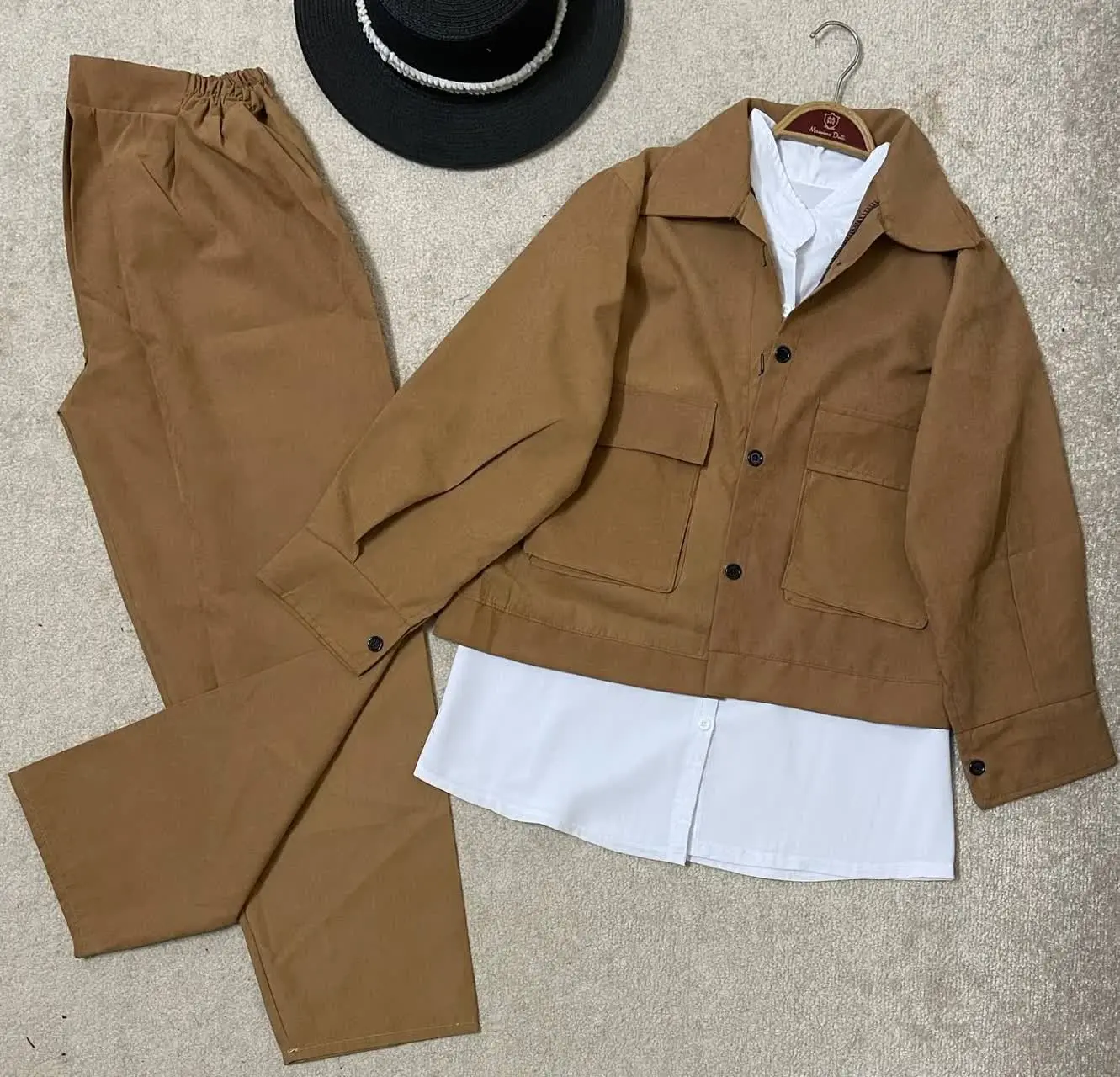 نام: سه تیکه ژیرو
