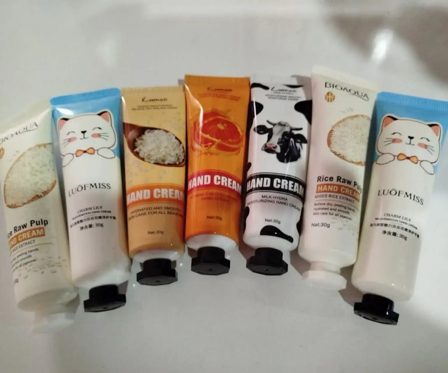 کرم مرطوب کننده مخصوص دست 😍
