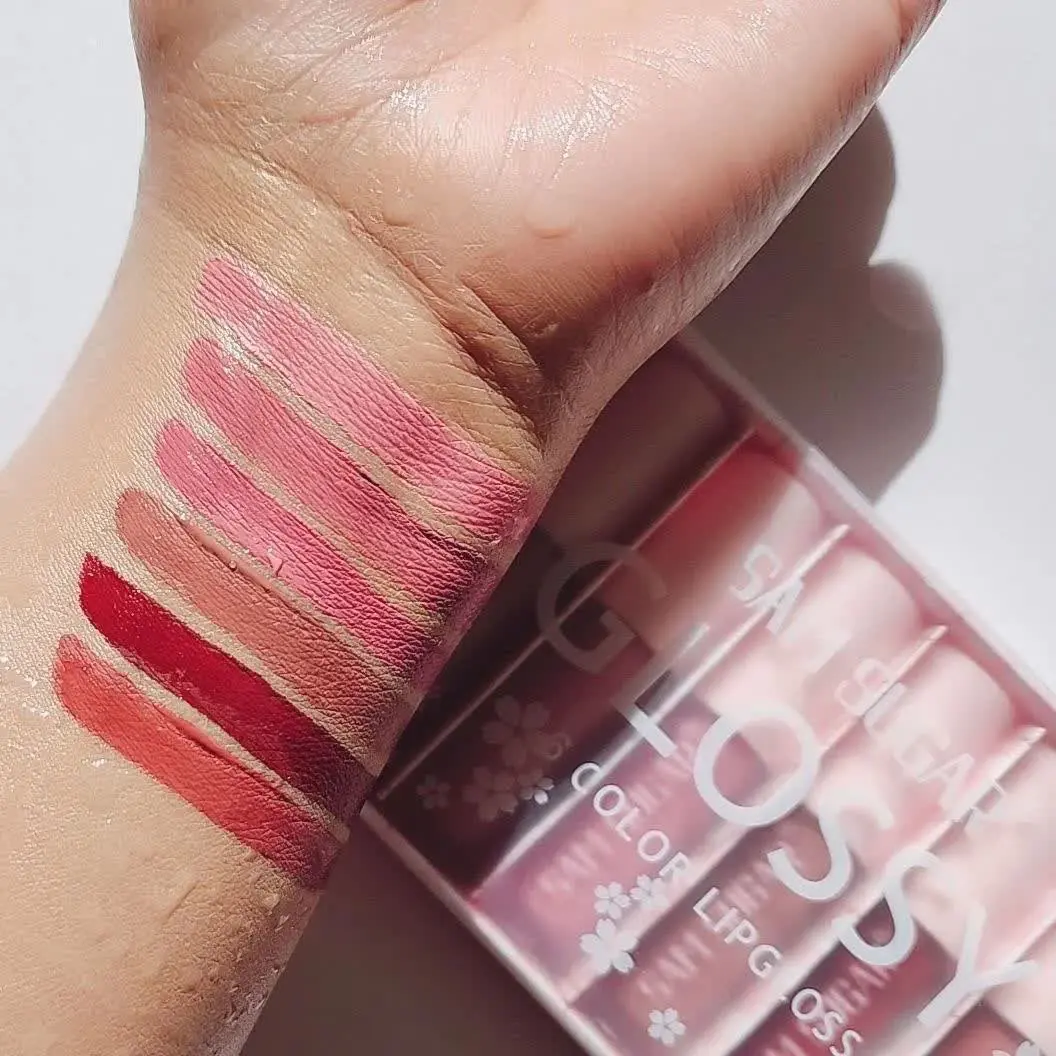 دختراااااا یه باکس رژ مایع از برند اورجینال SAM SUGER واستون آوردیممم😍
