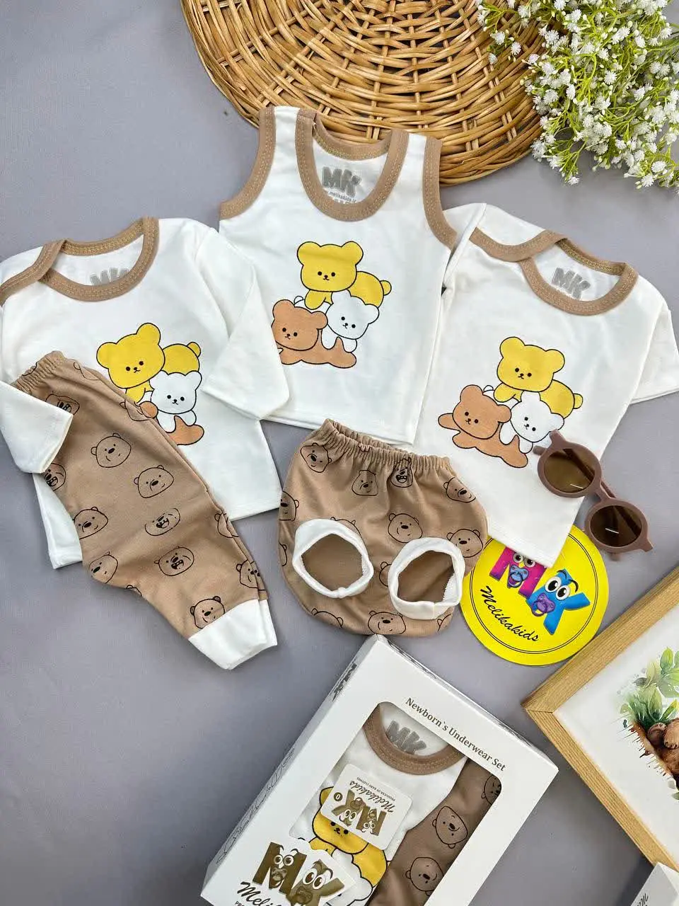 پنج تکه طرح خانواده خرسی زرد و شکلاتی نوزادی و کودک کد ۱۱۷۴۱۳ 
