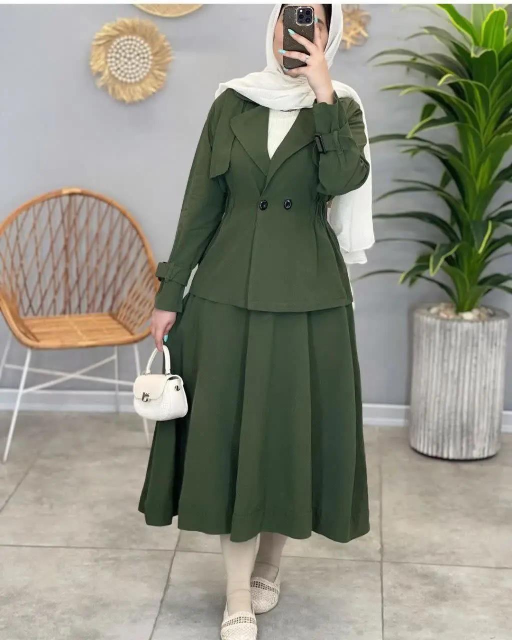 👚نام: کت و دامن نجلا💖
