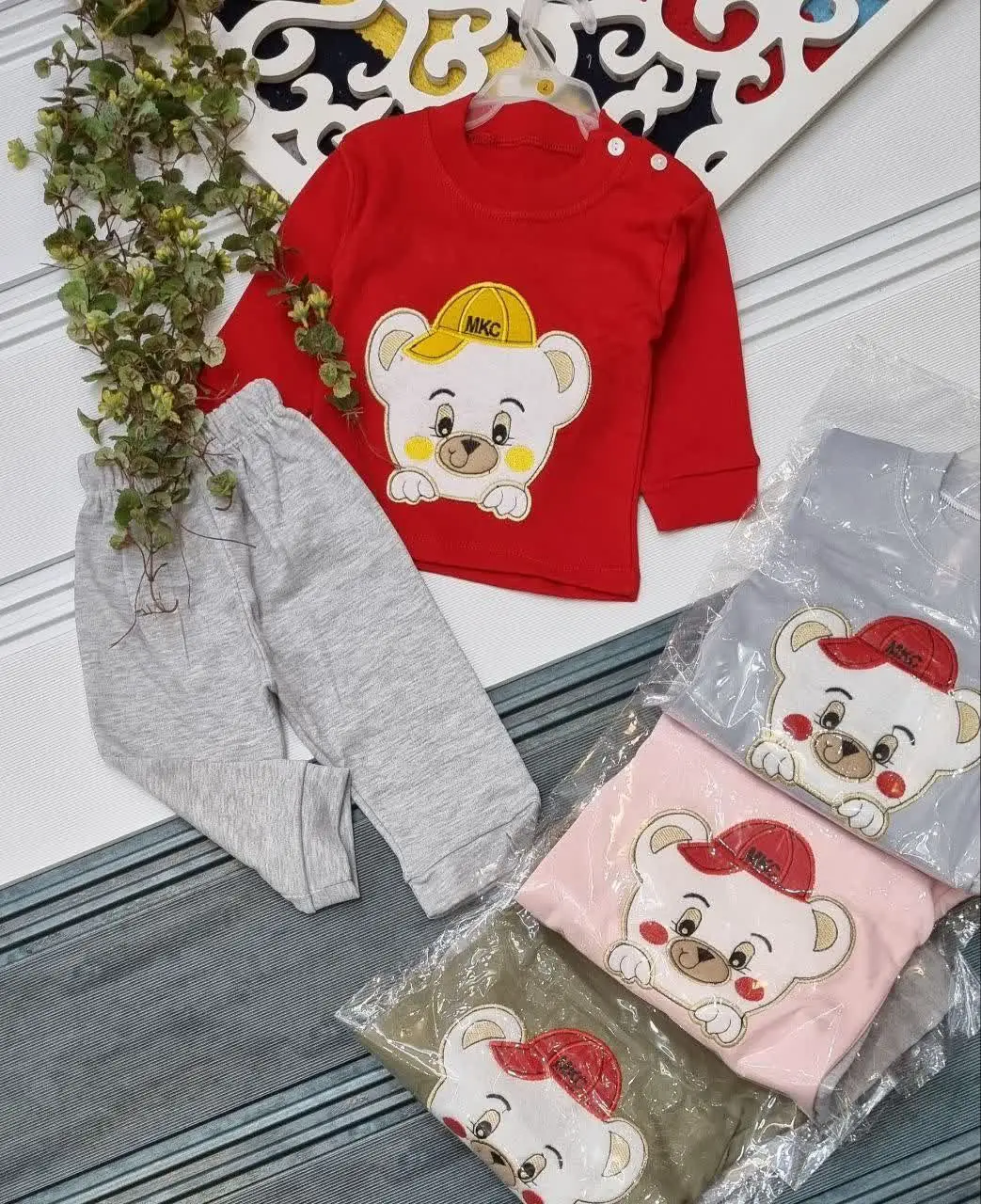 🇮🇷🧥🧶👗👚👔🎽👕👖💎
