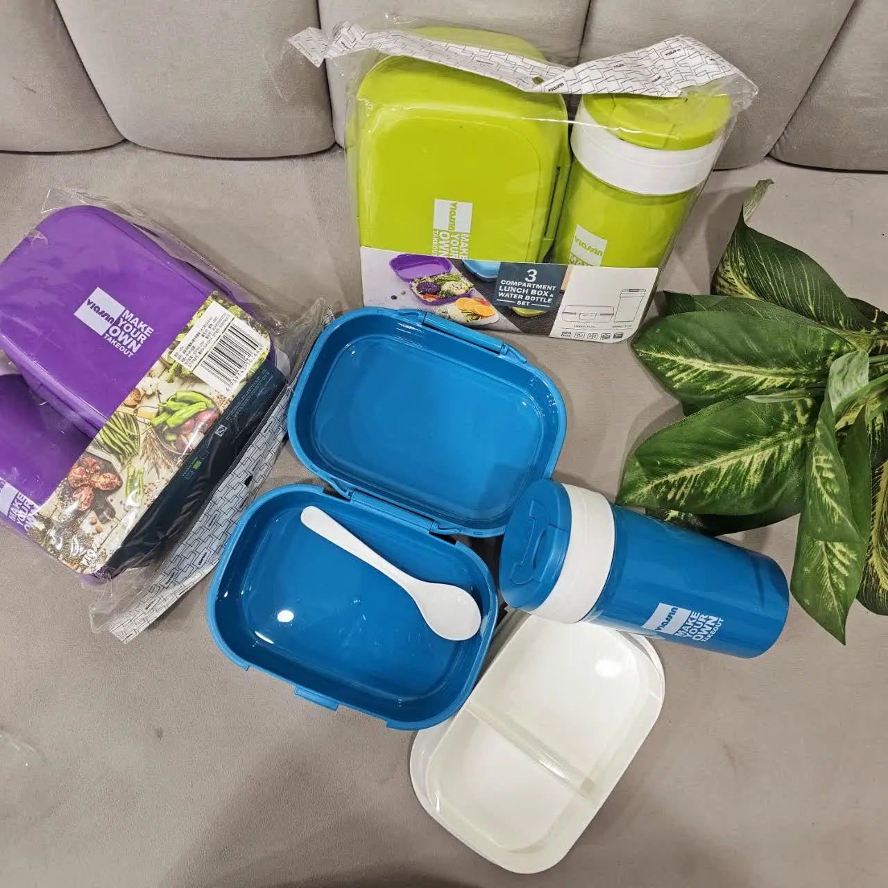 ظرف غذای کودک به همراه ماگ
