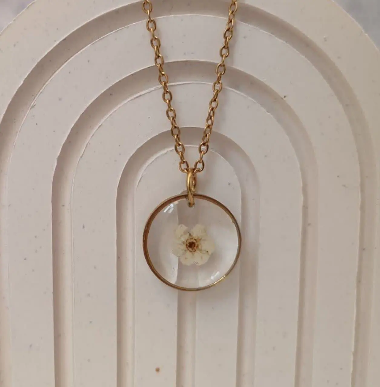 🌱•_ گردنبند گل اسپیره _•🌱
