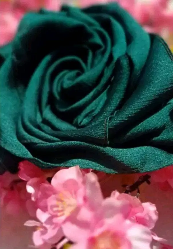 #روسری #کریستال سبک پرز نمی‌ده، دون دون نمیشه 
