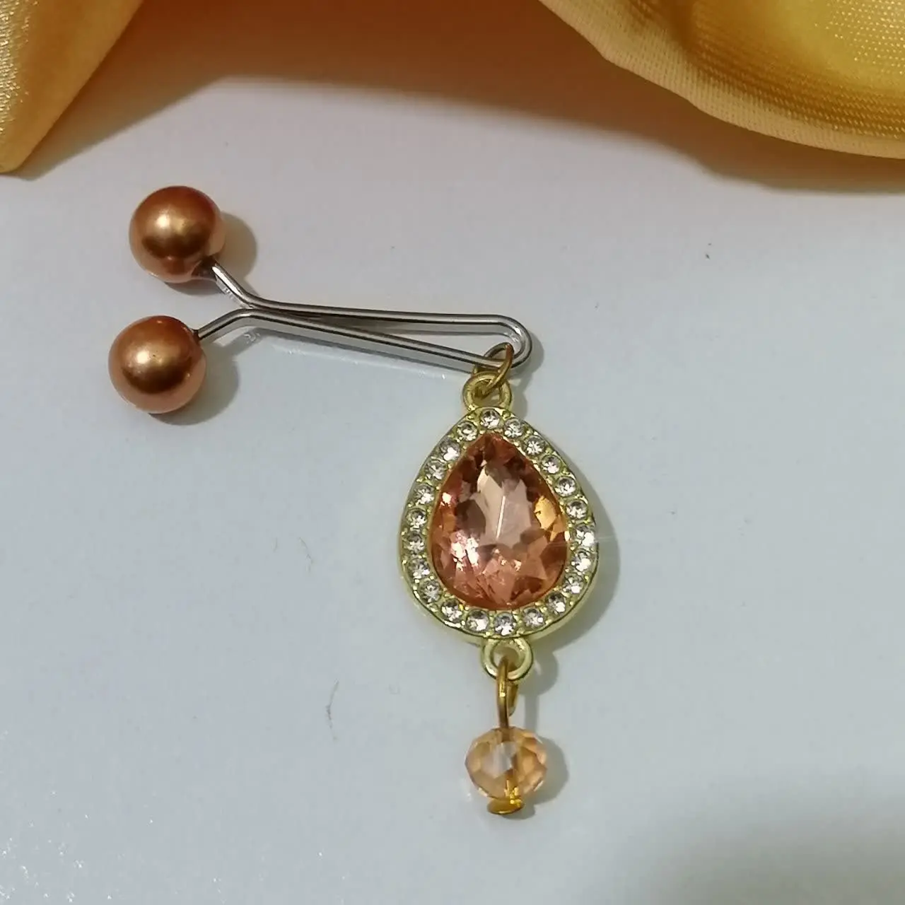 ❣گیره روسری نگین اشکی آویزدار❣