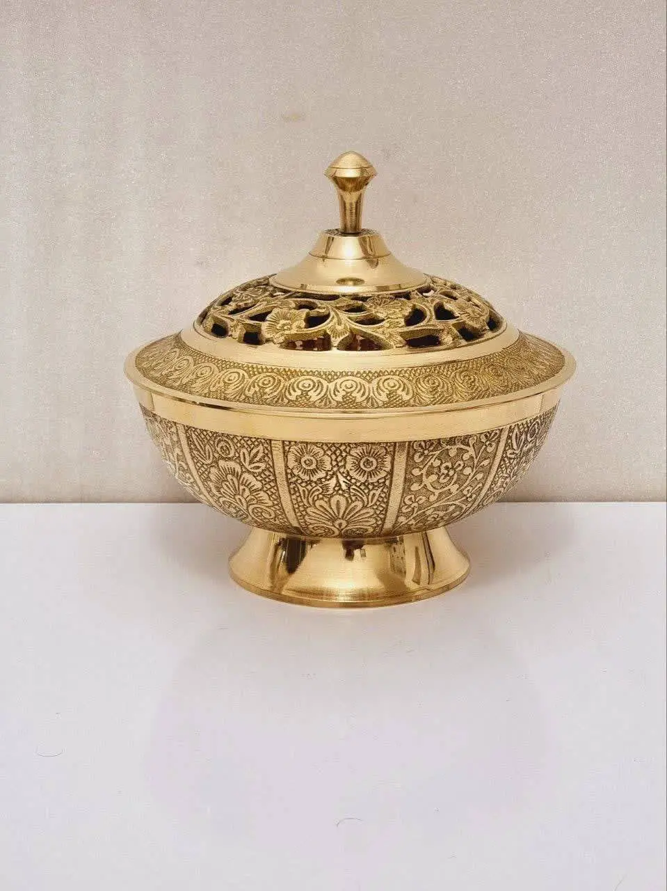 شکلات خوری اجیل خوری تمام برنزی هندی 
