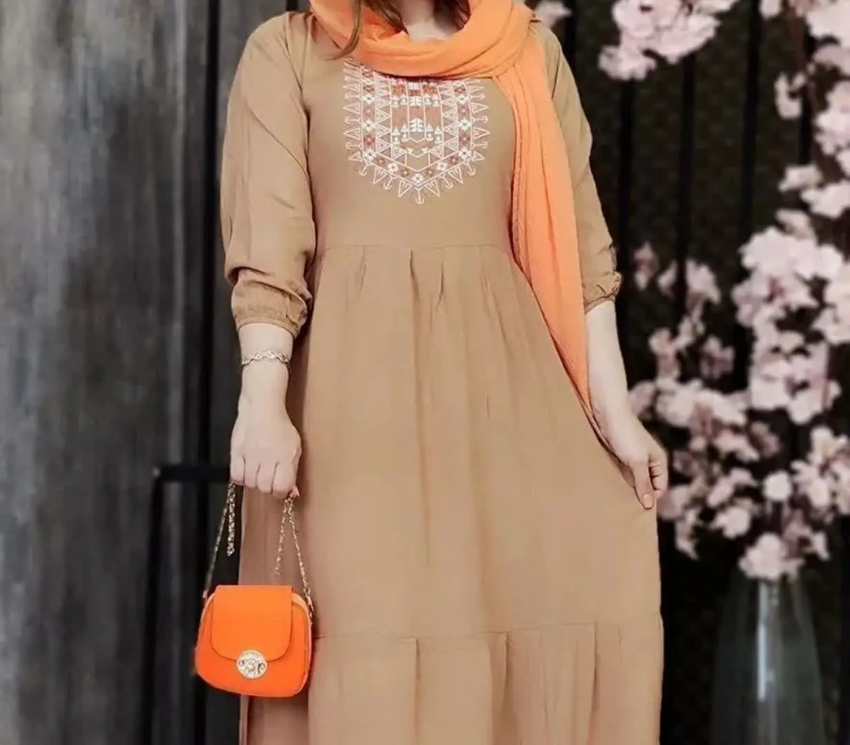 👚نام: ساحلی نخی ۱۳۶۲
