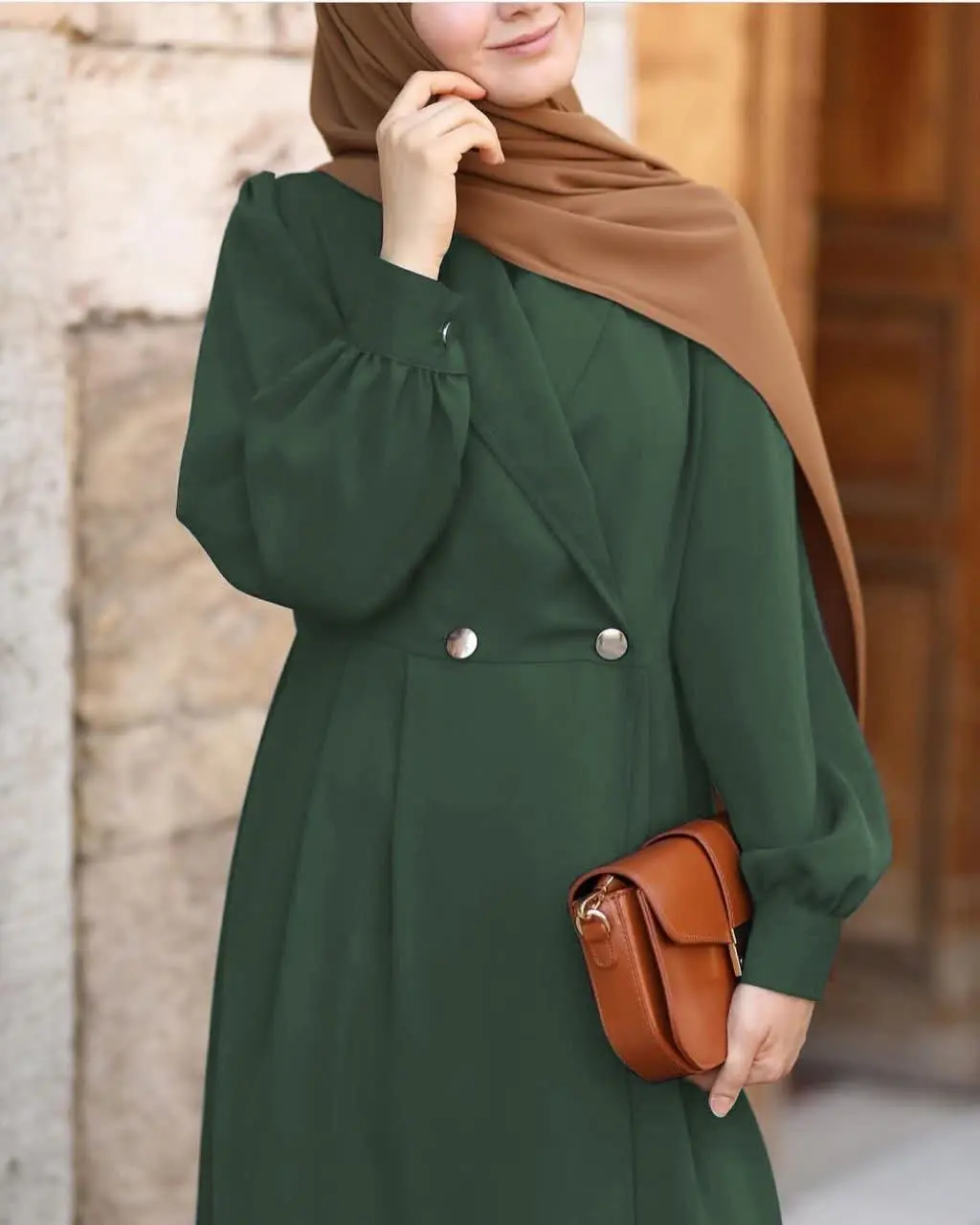 رنگ بندی: سبز, کرم, مشکی