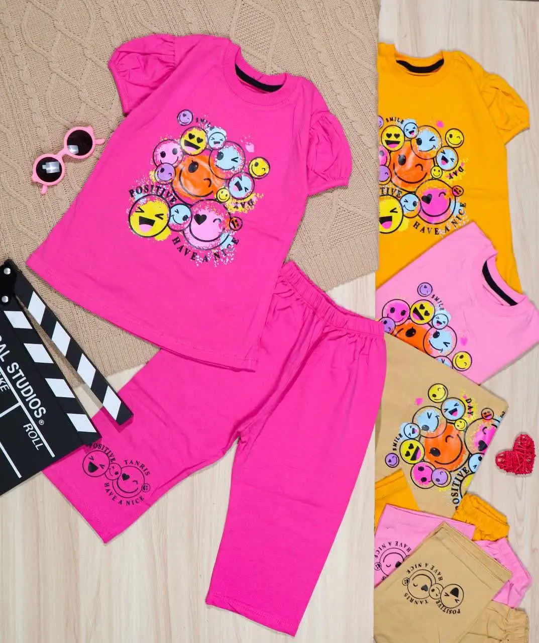 👫تیشرت و شلوارک دخترانه چاپ استیکر👫
