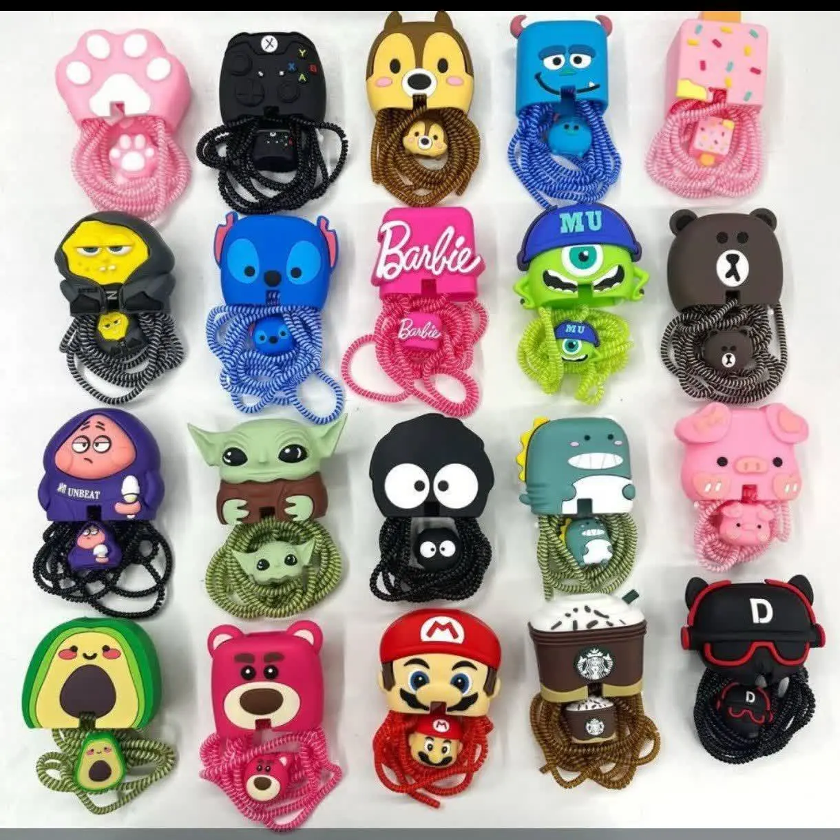 محافظ سیلیکونی ۴ تیکه شارژر...