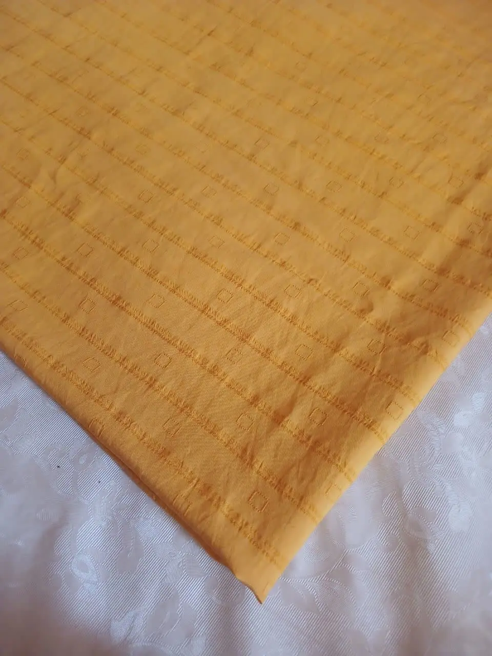 ✅ نام لینن سیلک 
