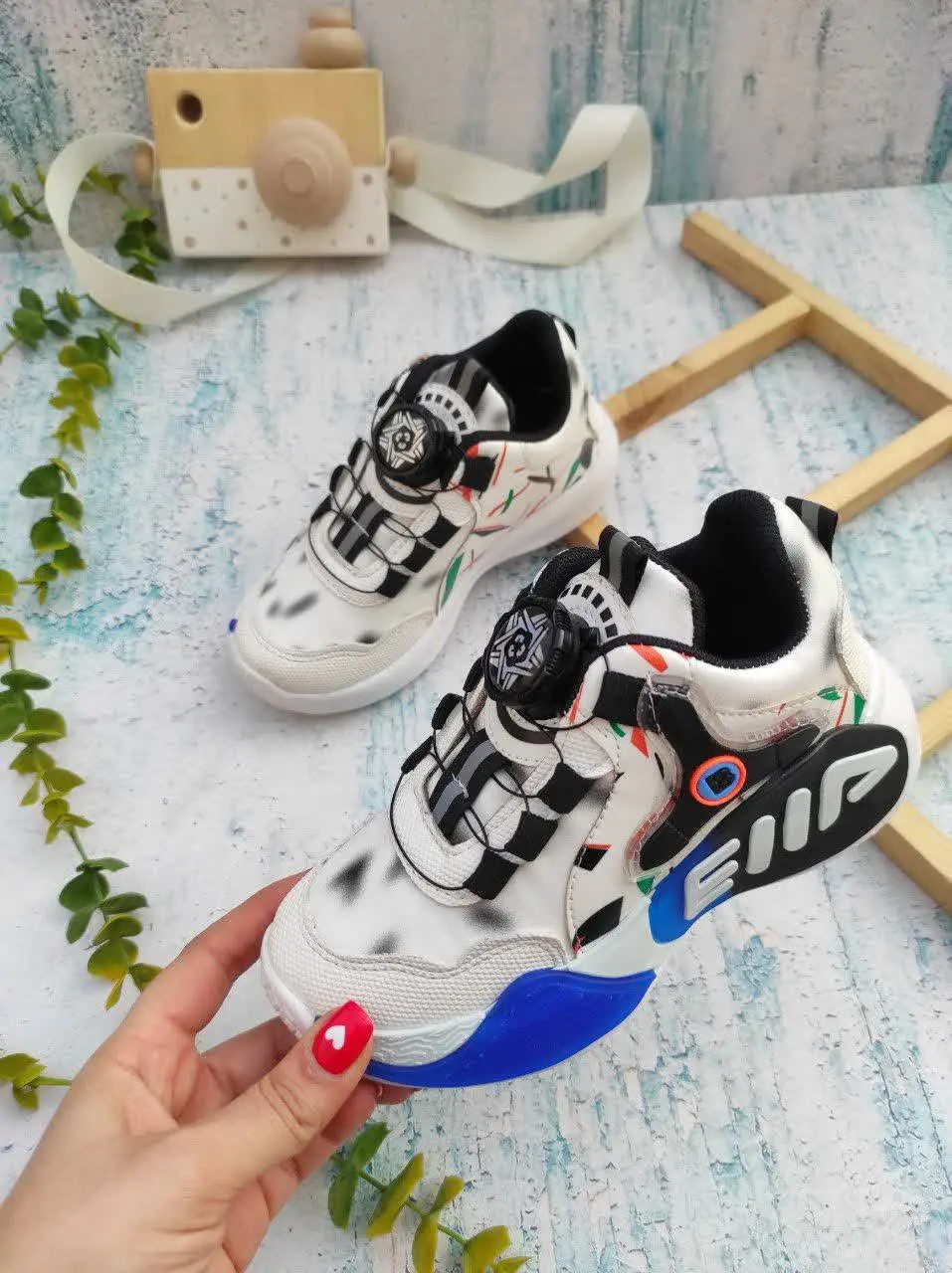 کتونی سوییچی 😍
