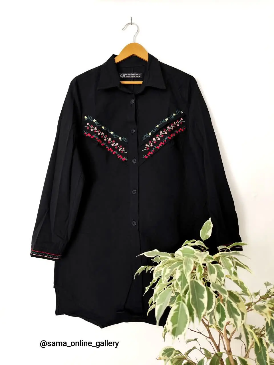 🎈مانتو نسترن با گلدوزی‌های زیبا 
