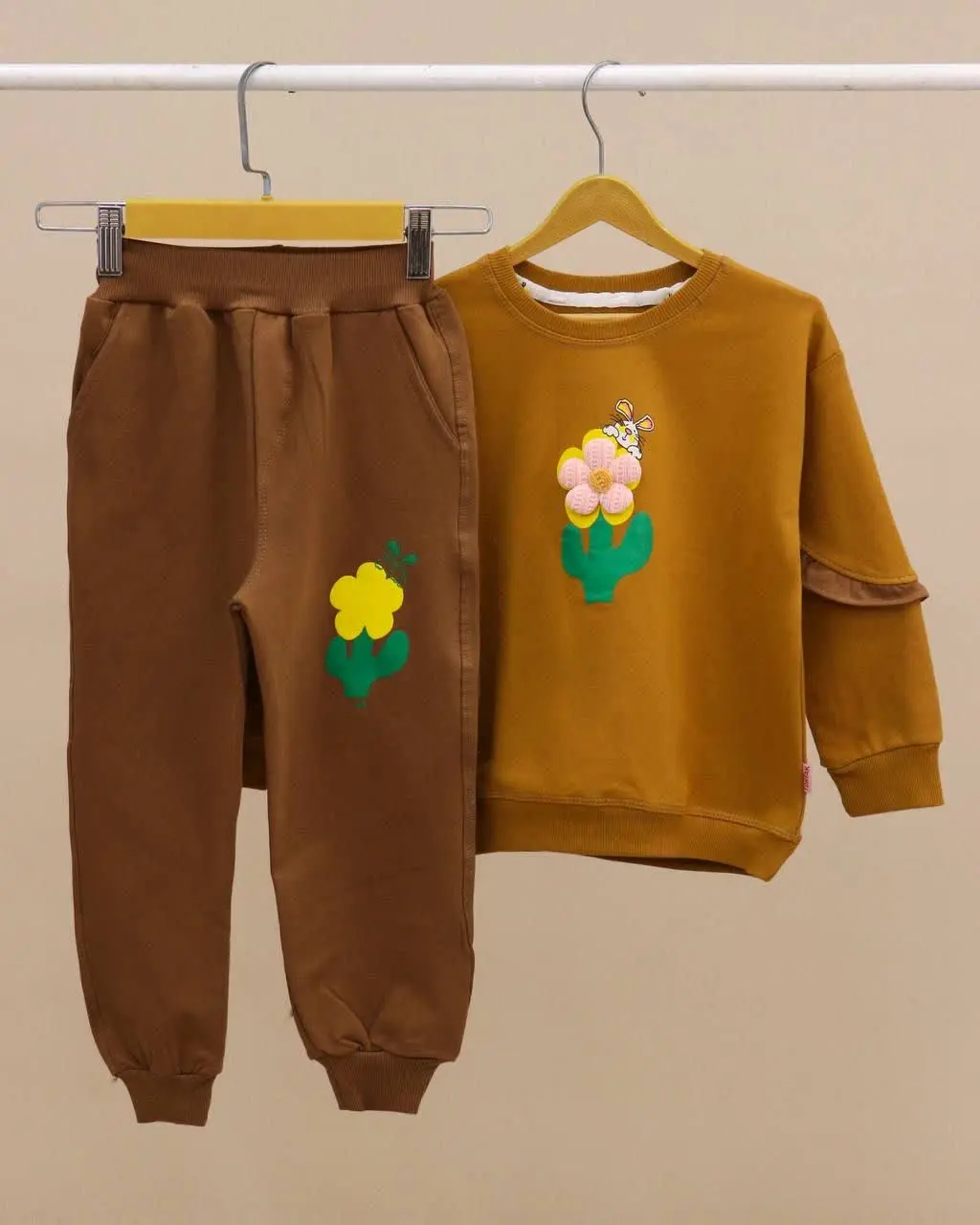 💚🌸اسم: بلوز شلوار گل برجسته 💚🌸
