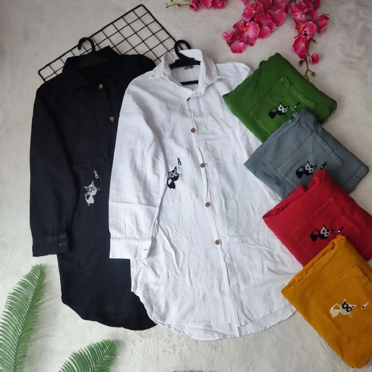 🌸 نام: شومیز گربه 
