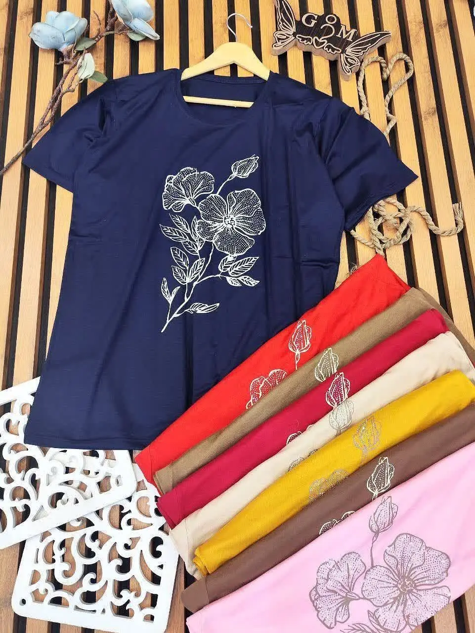 👚 کالا: تیشرت قواره بزرگ چاپ و نگین گل 😍
