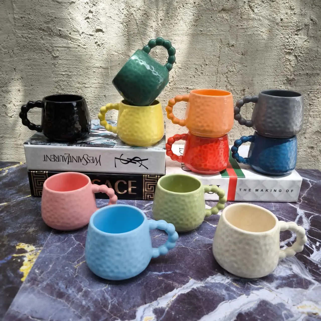 ماگ خوشکل عروسکی و دسته مرواریدی جذاب رنگی شارژ شد 😍😍😍
